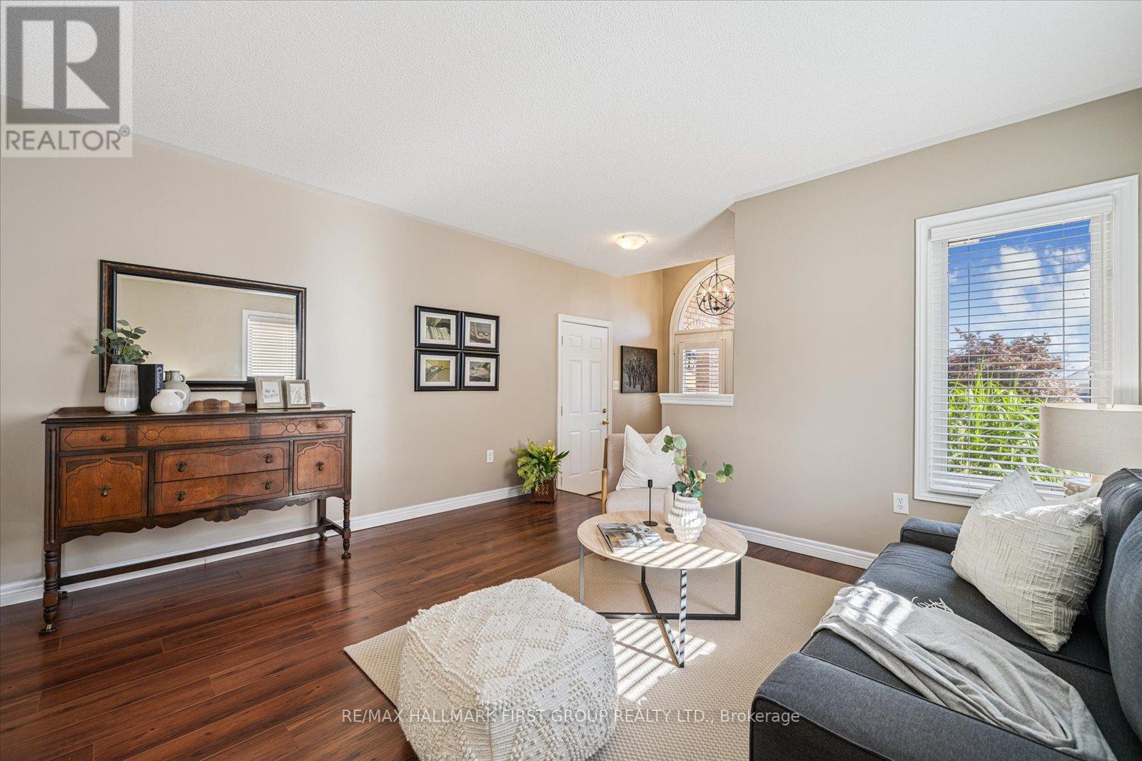 Photo 25 of 6 Snell Court, Port Hope ON