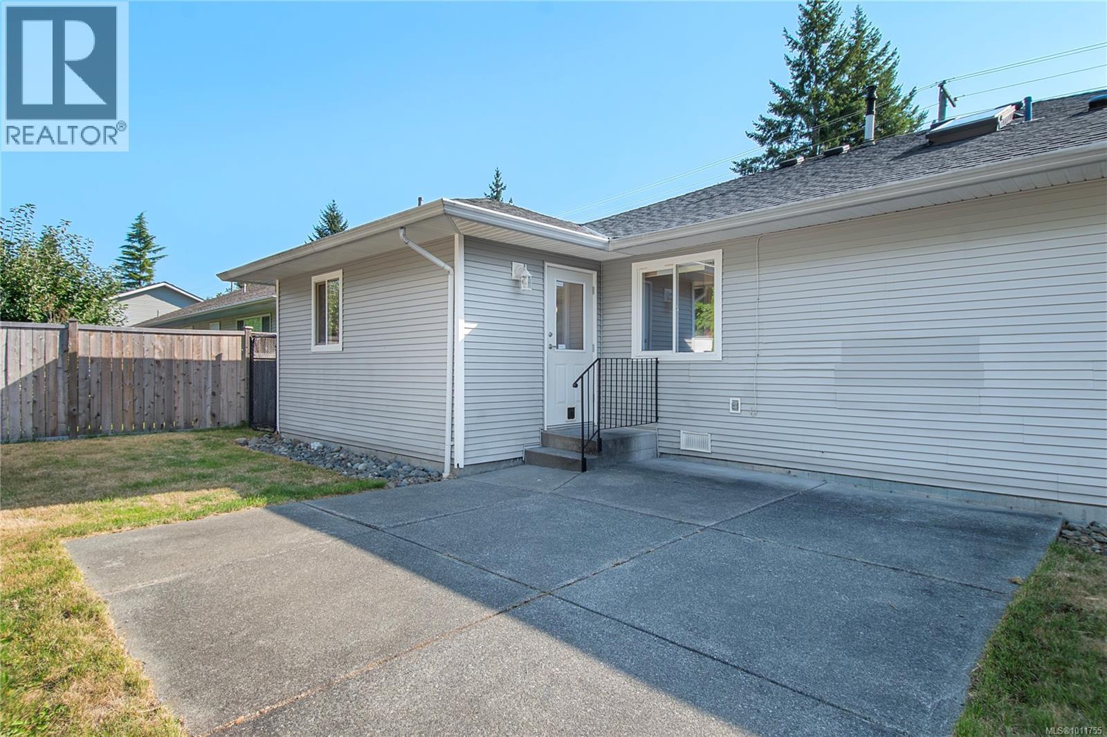 Photo 33 of 76 Mcphedran Rd, Campbell River BC