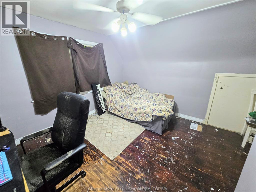 Photo 16 of 155 Sunnyside Avenue, Chatham ON