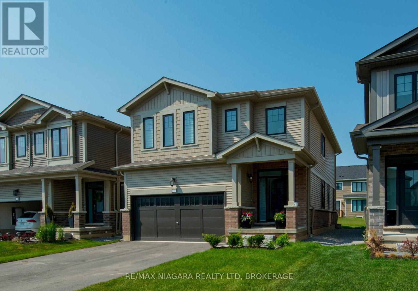 Photo 24 of 100 Blackbird Way, Hamilton ON