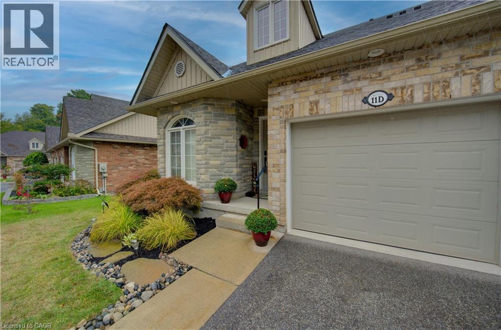 Photo 3 of 350 Doon Valley Drive Unit 11 D, Kitchener ON