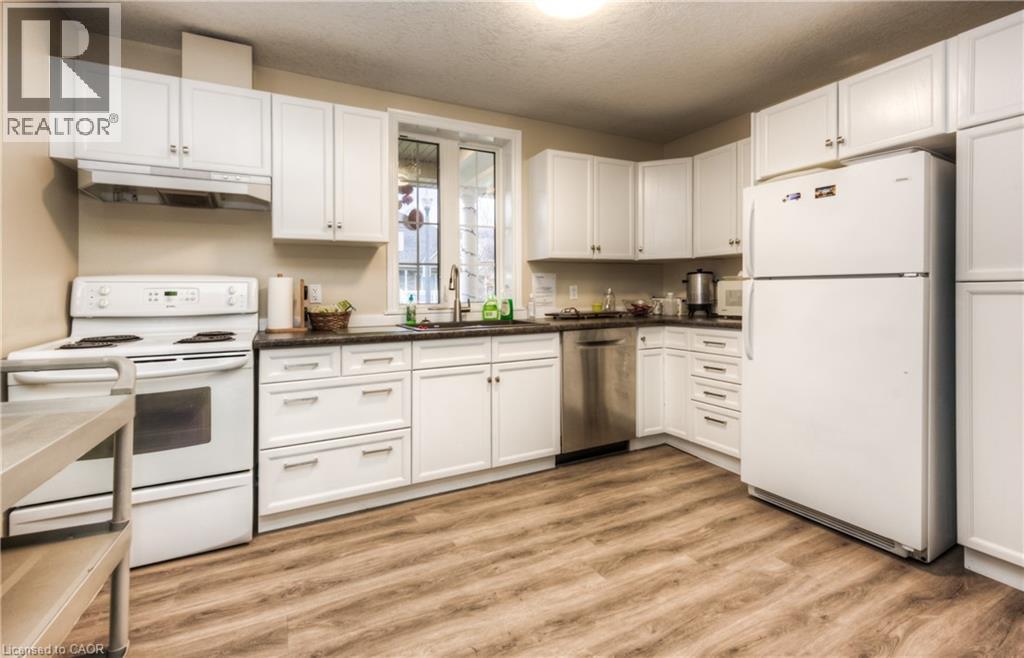 Photo 40 of 350 Doon Valley Drive Unit 11 D, Kitchener ON