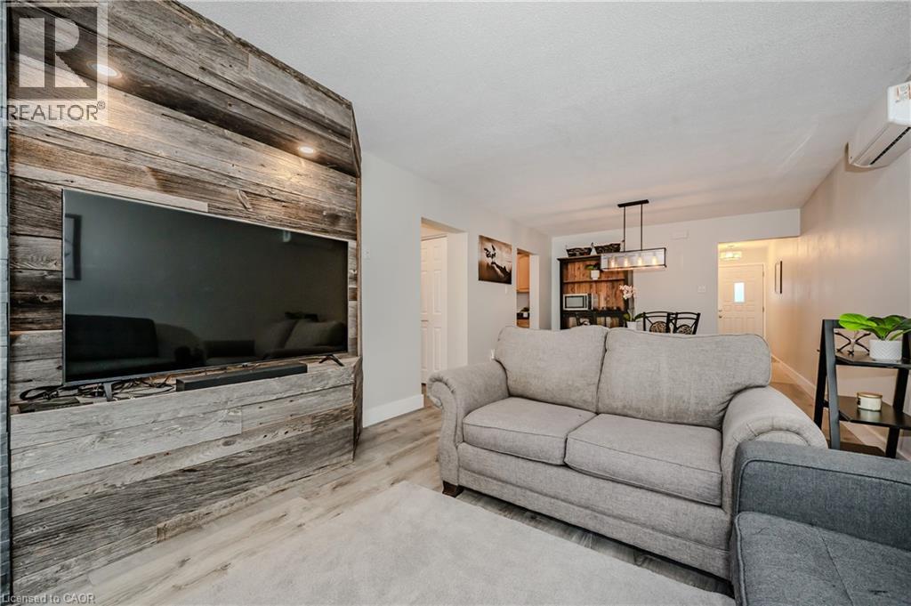 Photo 6 of 337 Kingswood Drive Unit 12, Kitchener ON