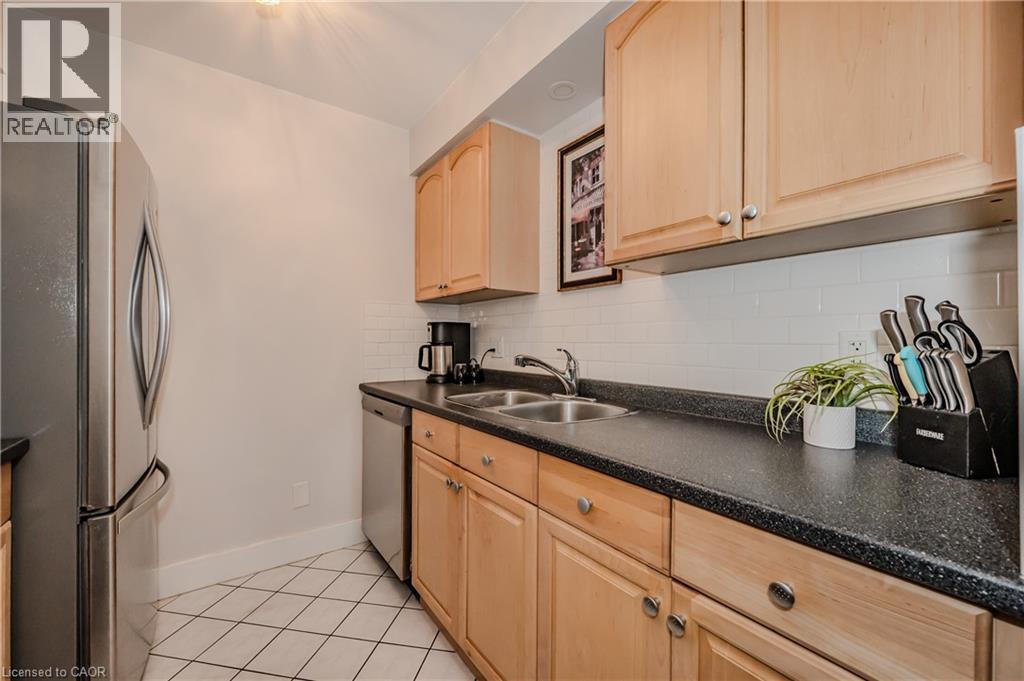 Photo 7 of 337 Kingswood Drive Unit 12, Kitchener ON