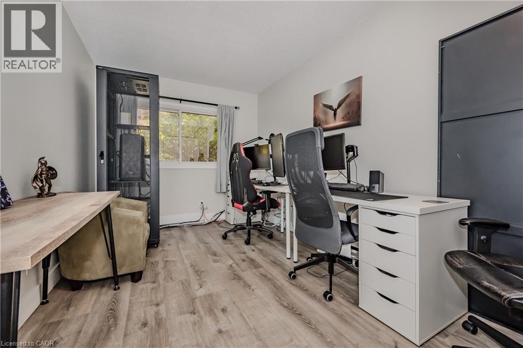 Photo 20 of 337 Kingswood Drive Unit 12, Kitchener ON