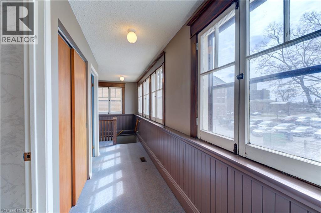 Photo 16 of 73 Chatham Street, Brantford ON