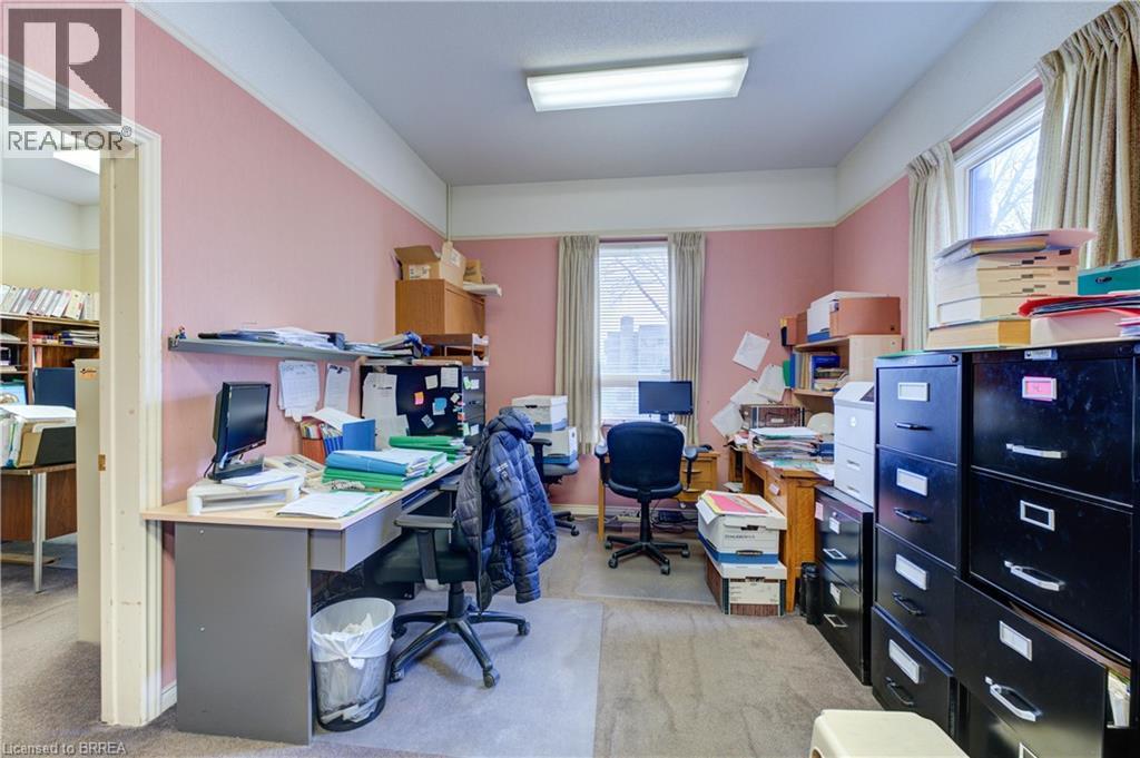Photo 35 of 75 Chatham Street, Brantford ON