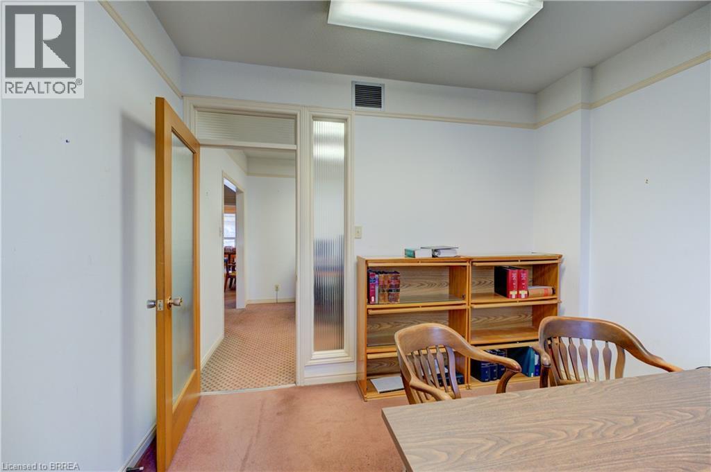 Photo 39 of 75 Chatham Street, Brantford ON