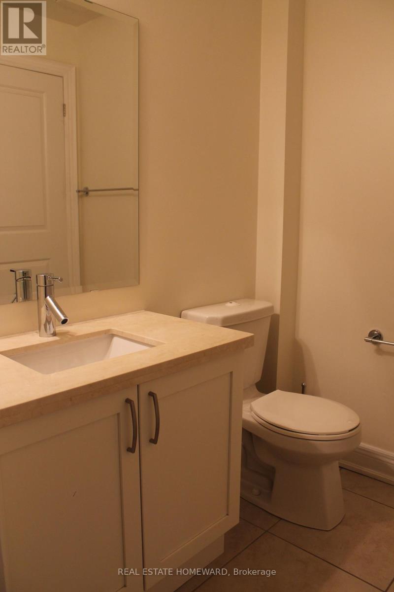 Photo 19 of 13 50 Hargrave Lane, Toronto ON