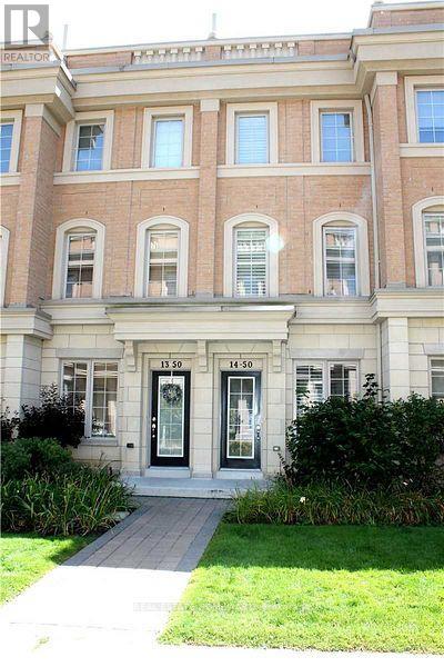 Photo 2 of 13 50 Hargrave Lane, Toronto ON