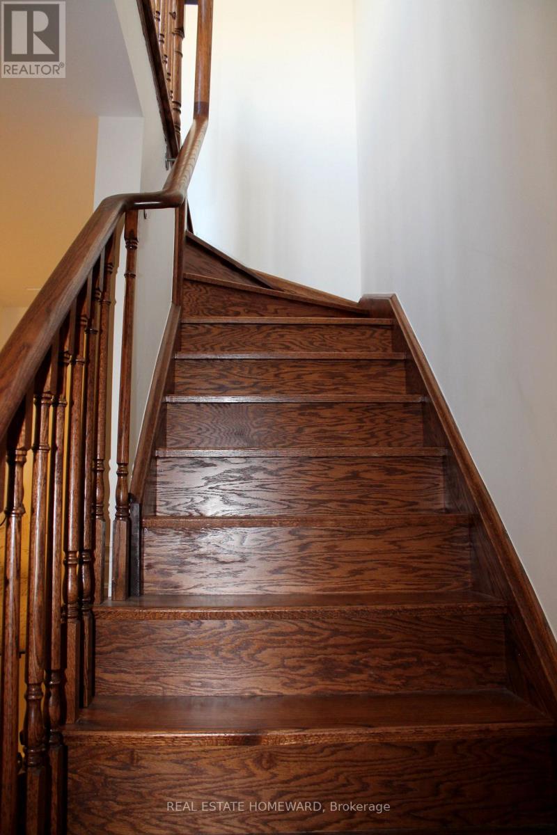 Photo 20 of 13 50 Hargrave Lane, Toronto ON