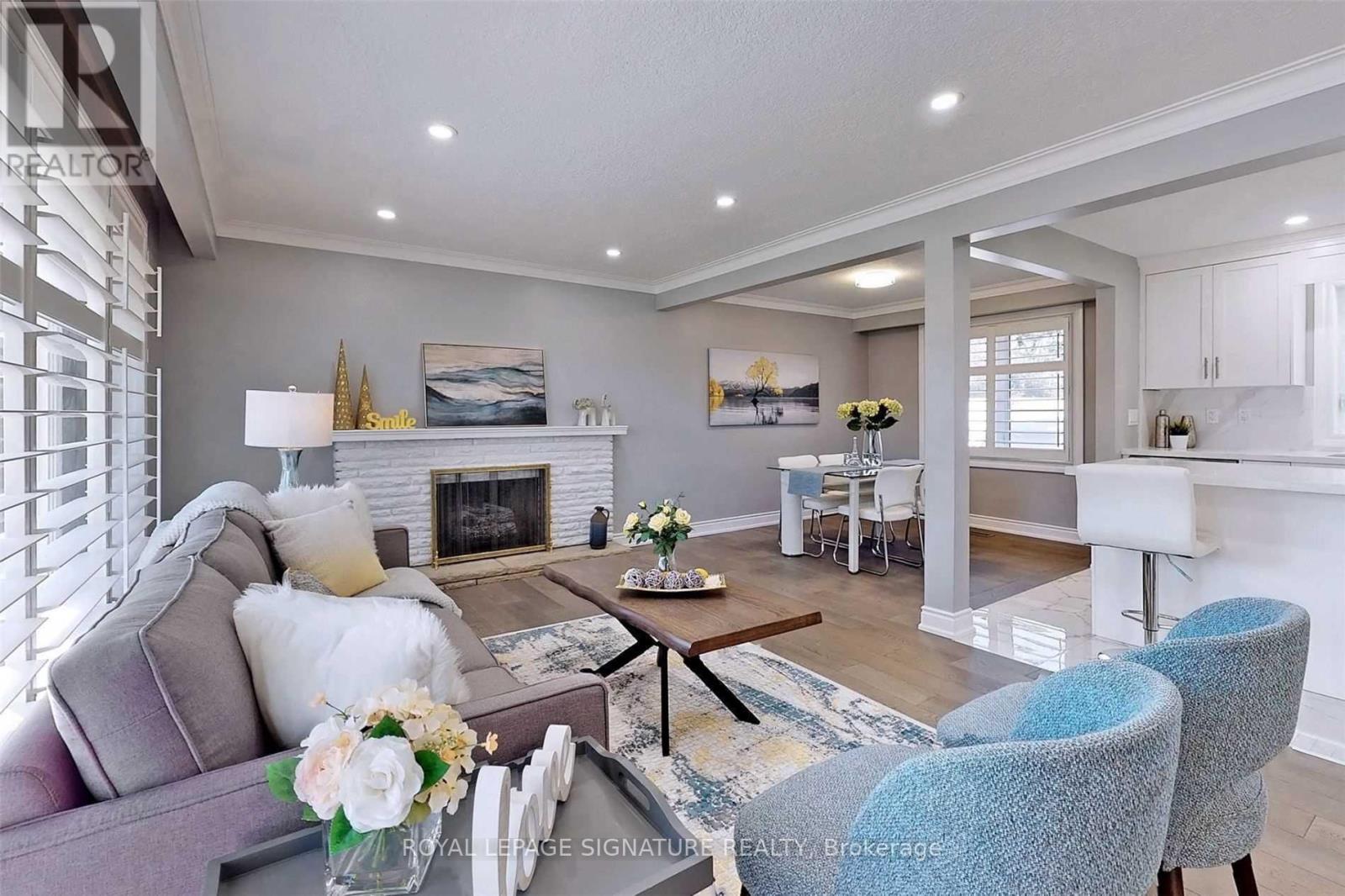 Photo 21 of 6 Bonacres Avenue, Toronto ON