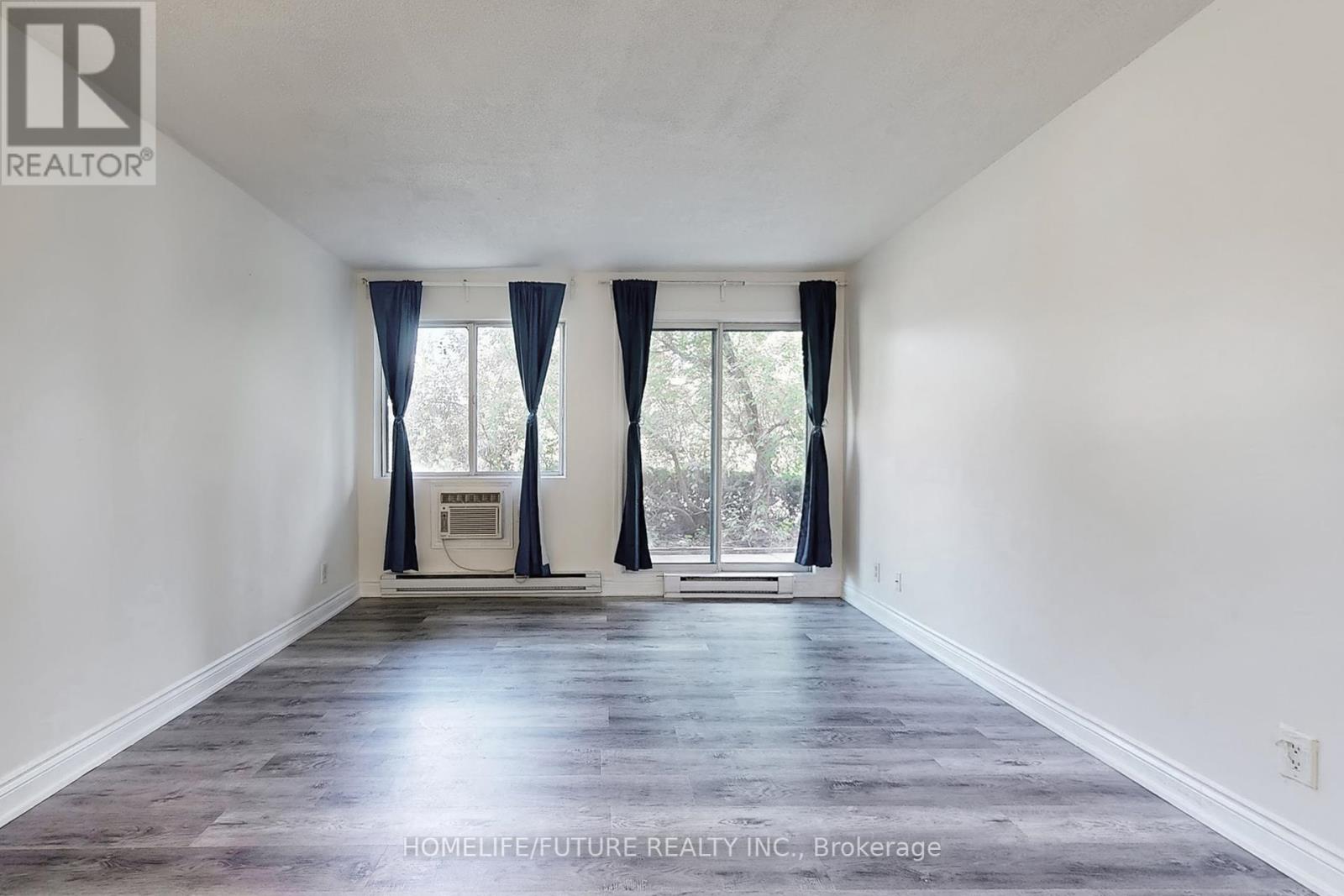 Photo 24 of 913 95 Trailwood Drive, Mississauga ON