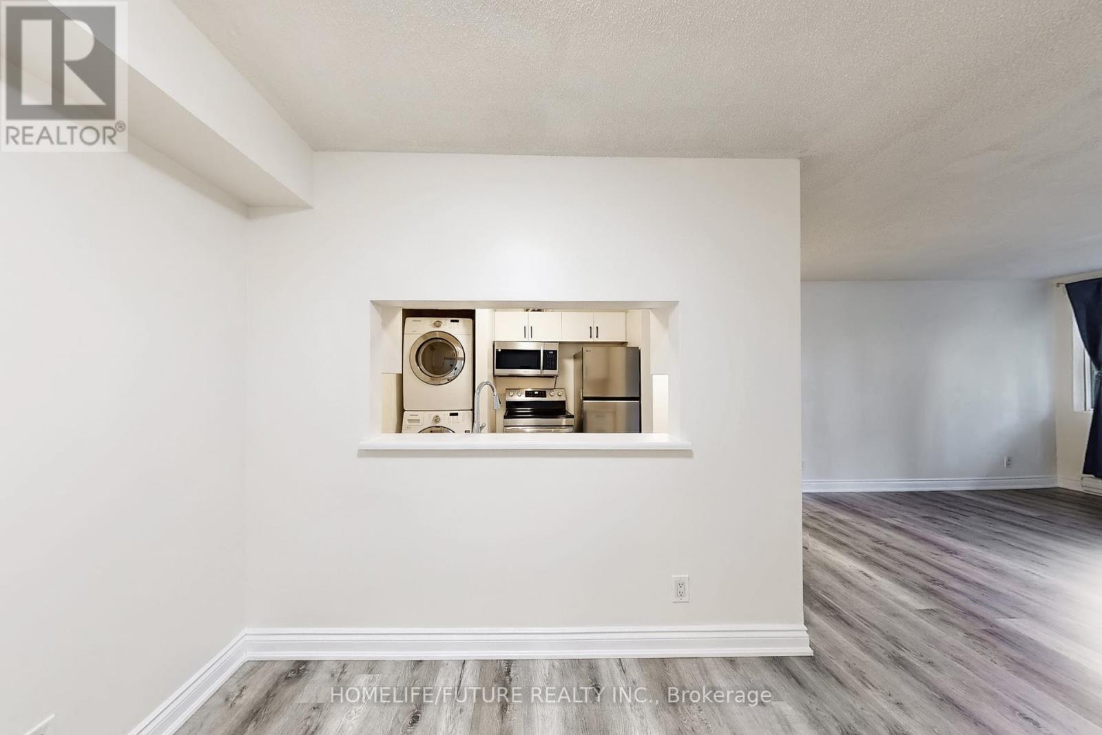 Photo 43 of 913 95 Trailwood Drive, Mississauga ON