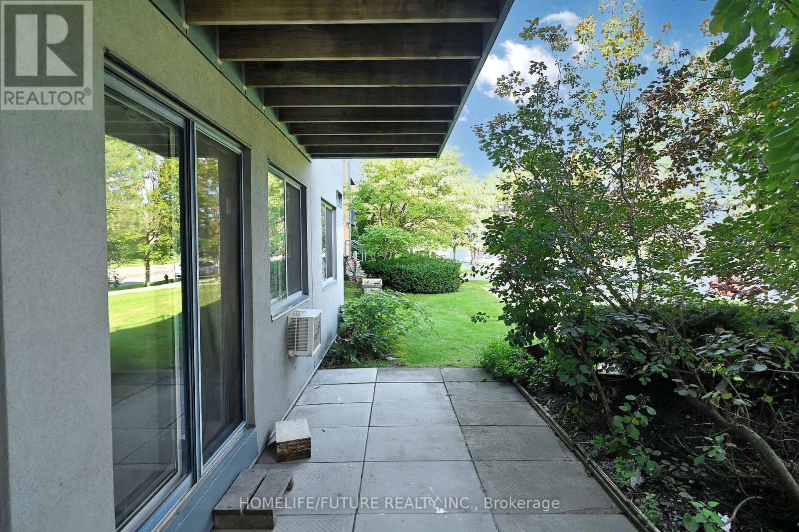 Photo 21 of 913 95 Trailwood Drive, Mississauga ON