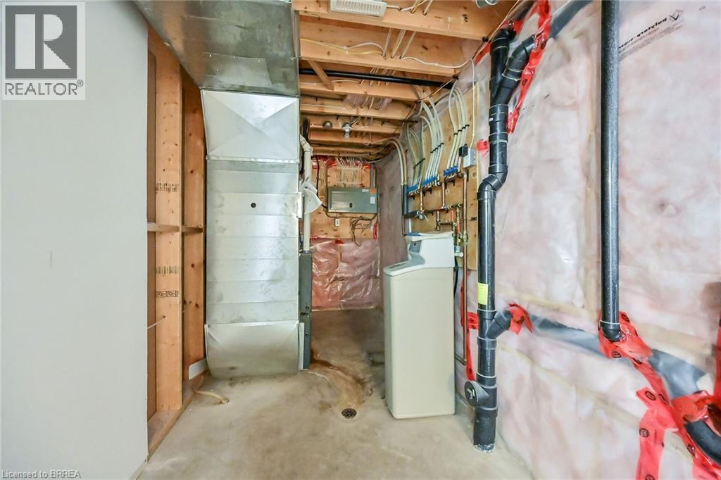 Photo 24 of 505 Lakeview Drive, Woodstock ON