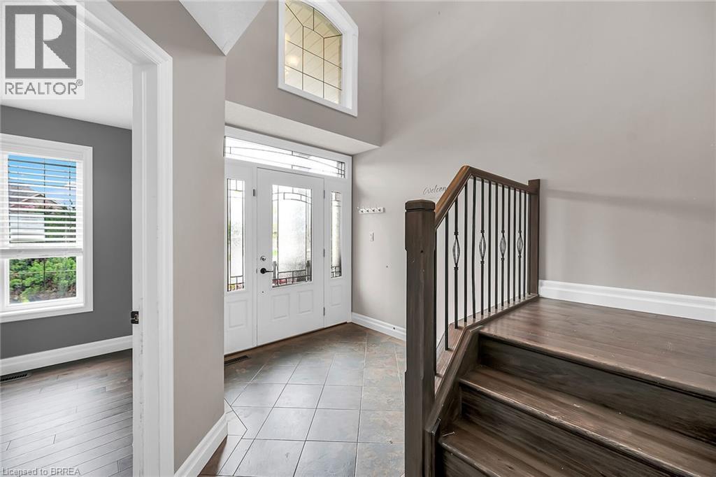 Photo 11 of 505 Lakeview Drive, Woodstock ON