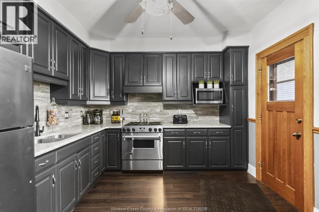 Photo 6 of 876 Erie Street, Windsor ON