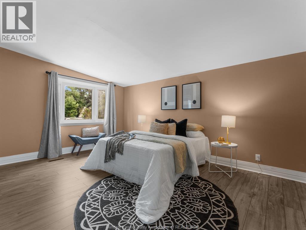 Photo 19 of 1303 Torquay Drive, Kingsville ON