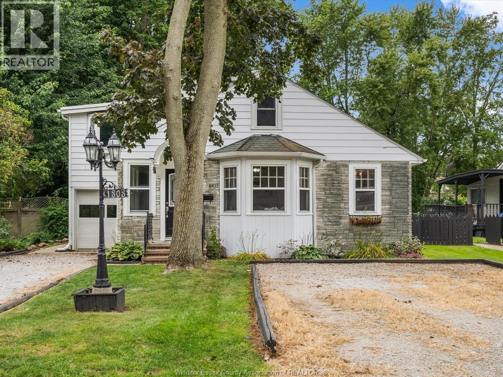 Photo 25 of 1303 Torquay Drive, Kingsville ON