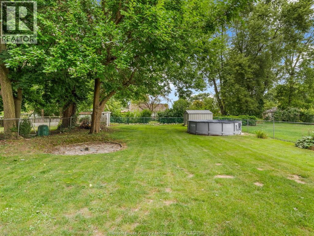 Photo 14 of 1303 Torquay Drive, Kingsville ON