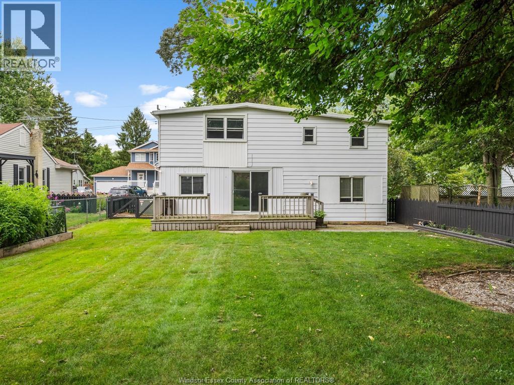 Photo 23 of 1303 Torquay Drive, Kingsville ON