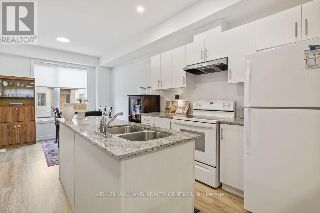 Photo 8 of 25 9 Winters Crescent, Collingwood ON