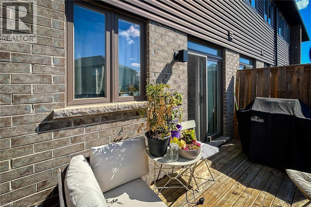 Photo 10 of 37 Soho Street, Hamilton ON
