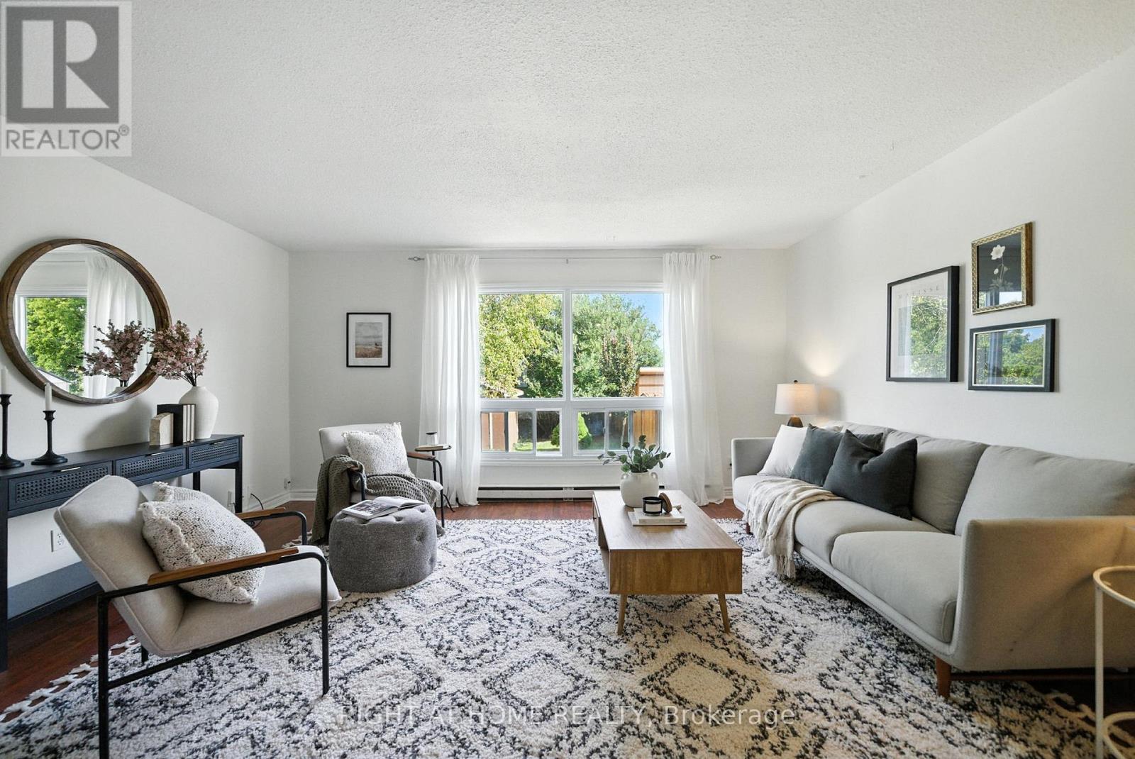 Photo 10 of 331 Phillip Murray Avenue, Oshawa ON