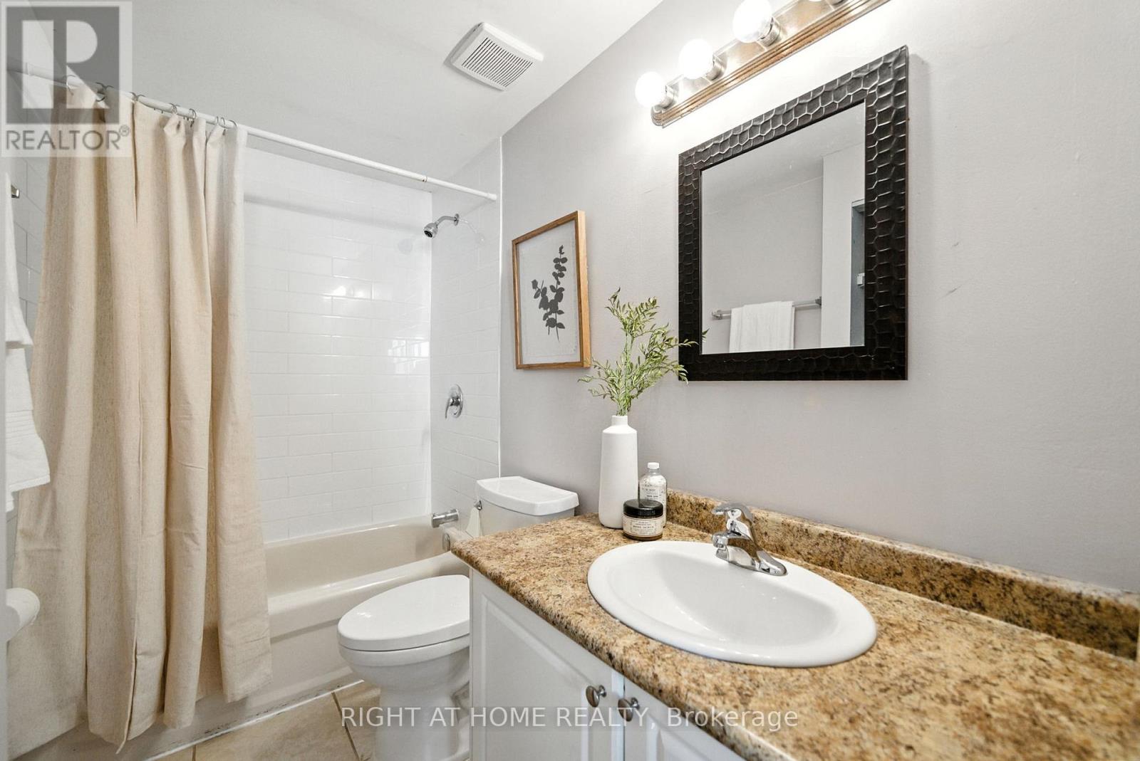 Photo 16 of 331 Phillip Murray Avenue, Oshawa ON