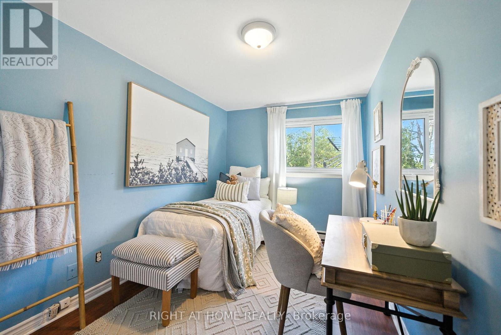 Photo 20 of 331 Phillip Murray Avenue, Oshawa ON
