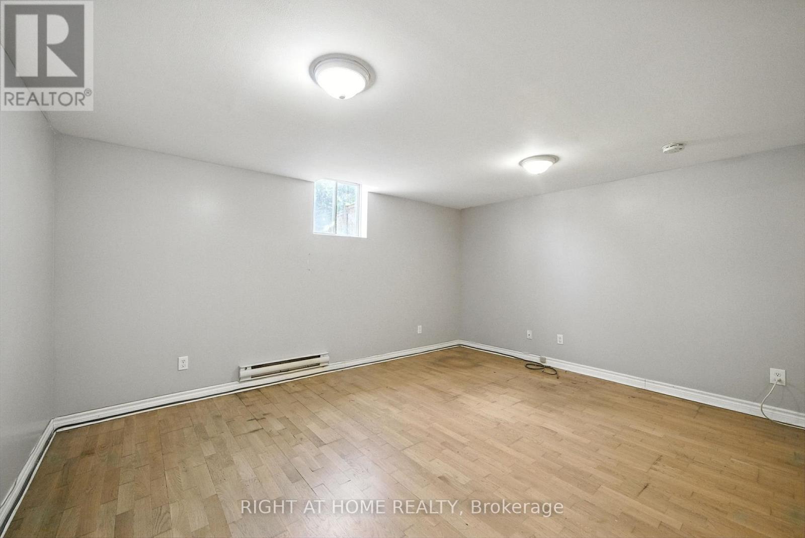 Photo 22 of 331 Phillip Murray Avenue, Oshawa ON