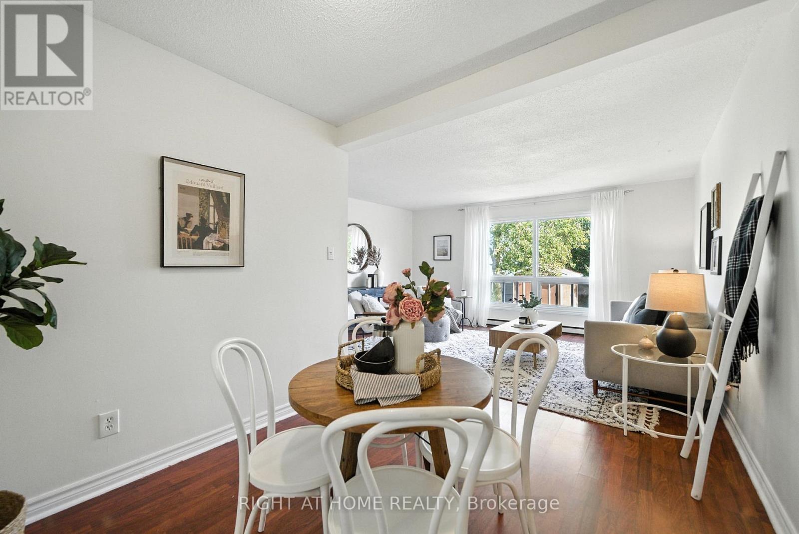 Photo 8 of 331 Phillip Murray Avenue, Oshawa ON