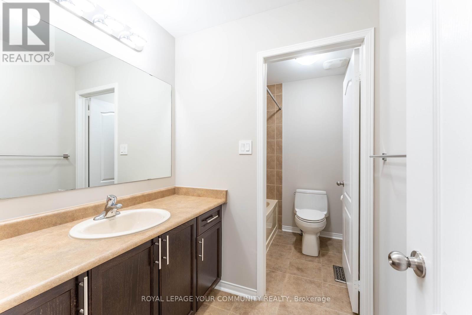 Photo 20 of 6 Bellchase Trail, Brampton ON