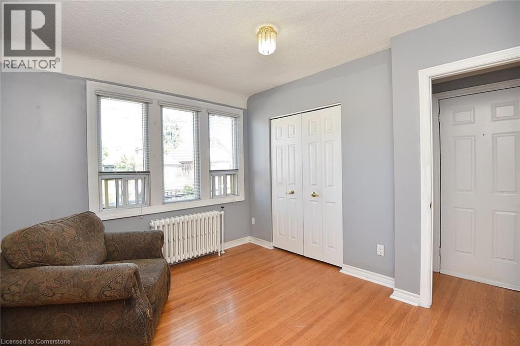 Photo 2 of 29 Sherman Avenue S Unit 6, Hamilton ON
