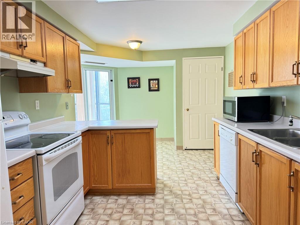 Photo 14 of 265 Westcourt Place Unit 608, Waterloo ON