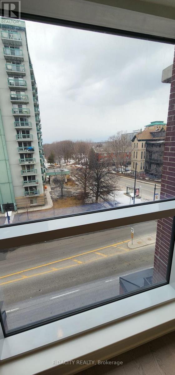 Photo 12 of 515 560 Rideau Street, Ottawa ON
