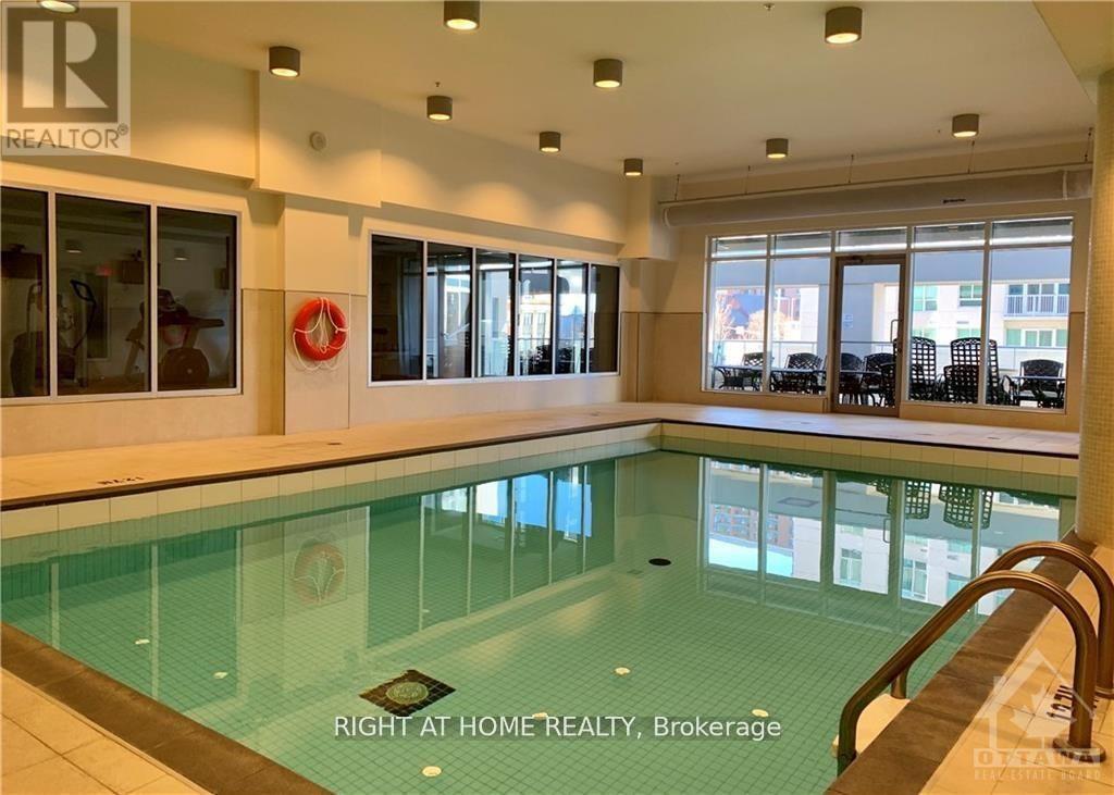 Photo 8 of 709 242 Rideau Street, Ottawa ON