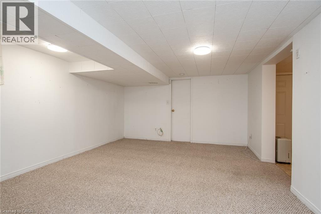 Photo 34 of 148 Siebert Avenue, Kitchener ON