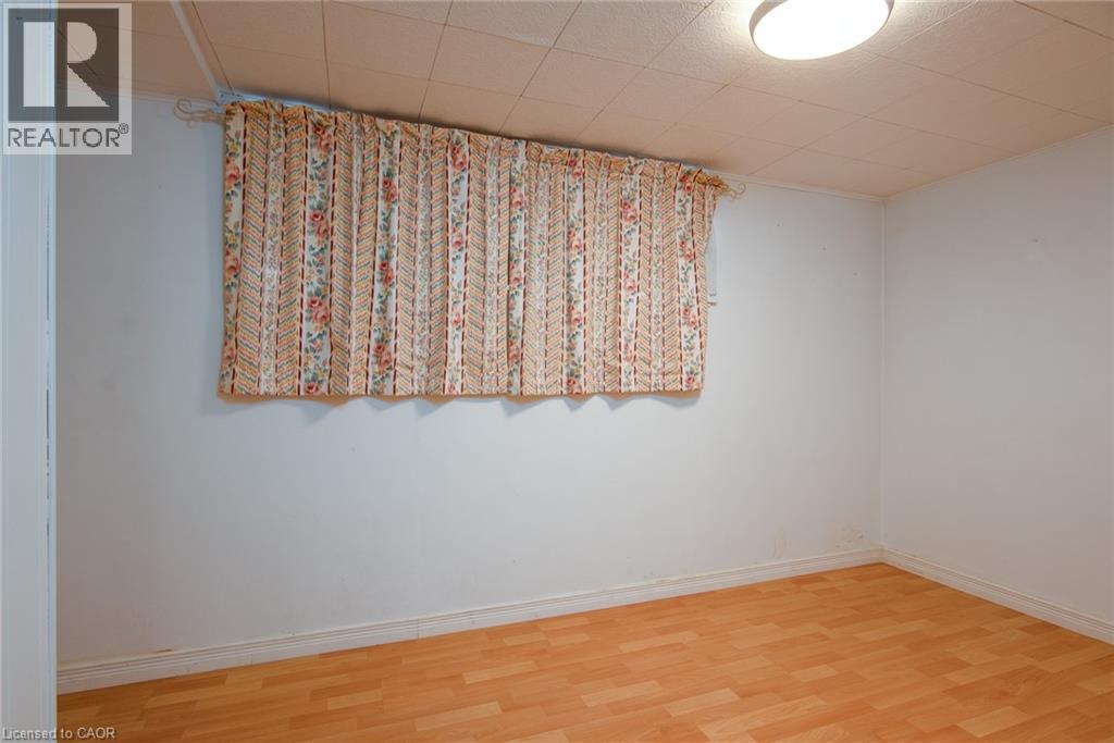 Photo 36 of 148 Siebert Avenue, Kitchener ON