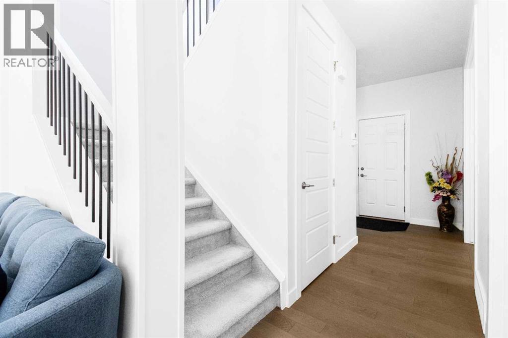Photo 7 of 701 Marina Drive, Chestermere AB