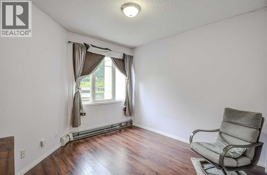 Photo 3 of 109 108 Edgeridge Terrace Nw, Calgary AB