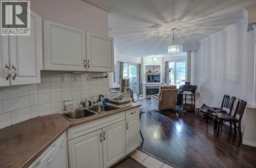 Photo 11 of 109 108 Edgeridge Terrace Nw, Calgary AB
