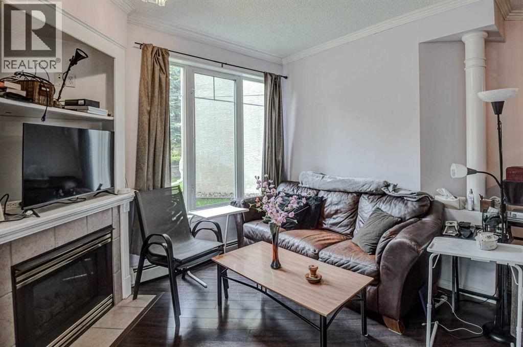 Photo 4 of 109 108 Edgeridge Terrace Nw, Calgary AB