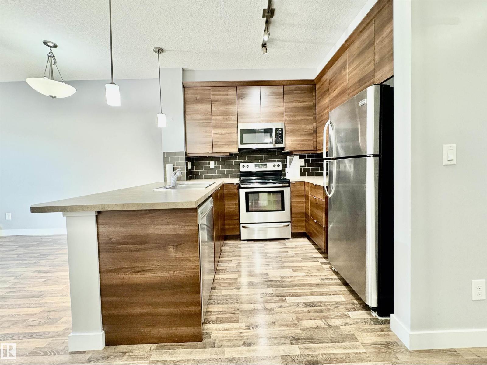Photo 25 of 106 2590 Anderson Wy Sw, Edmonton AB