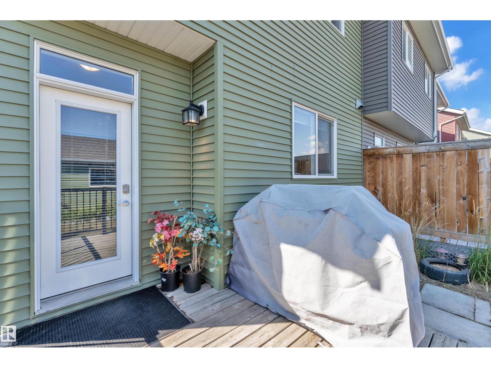 Photo 35 of 2637 Maple Wy Nw, Edmonton AB