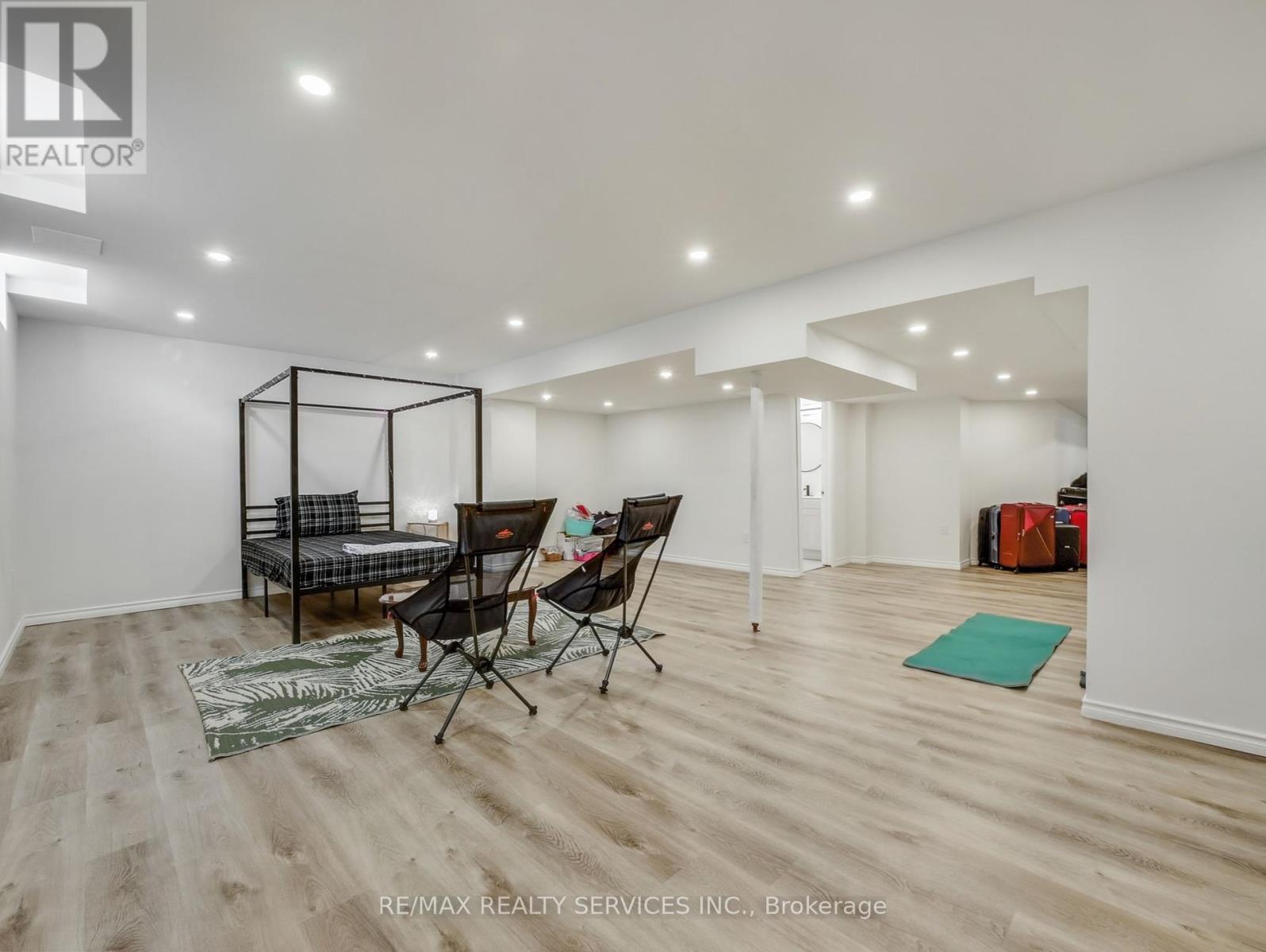 Photo 43 of 51 Cheevers Road, Brantford ON