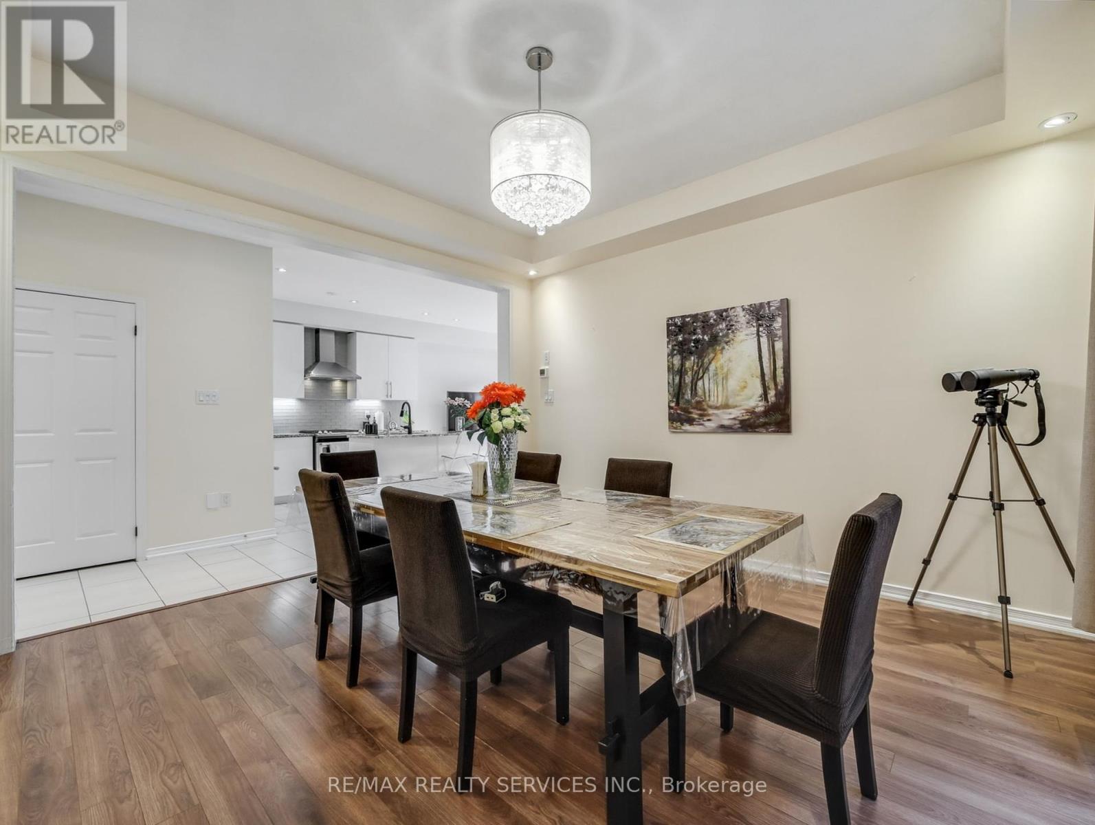 Photo 15 of 51 Cheevers Road, Brantford ON