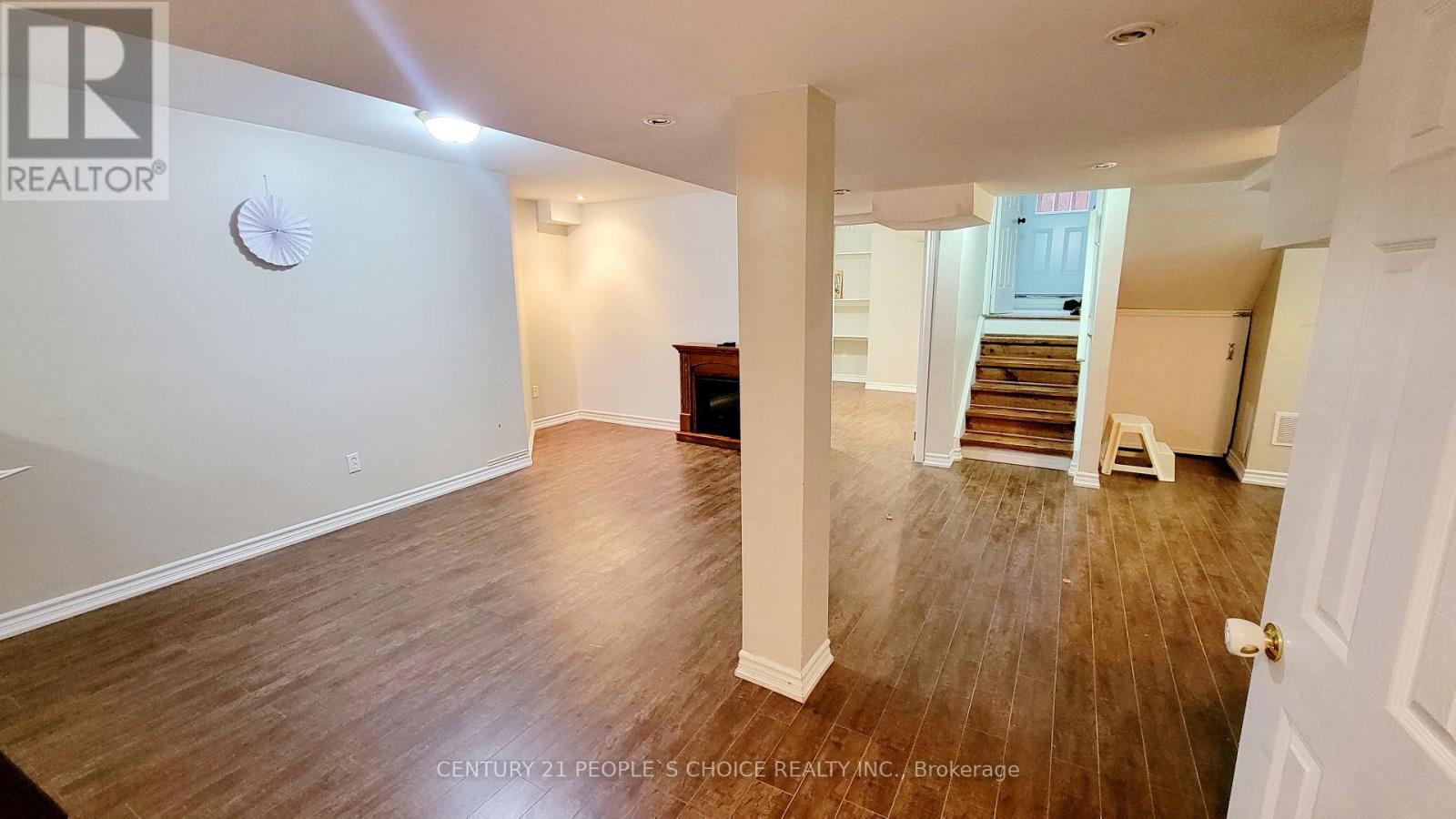 Photo 2 of 3 Casa Lane, Brampton ON