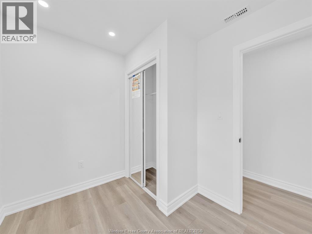 Photo 22 of 728 Pierre, Windsor ON